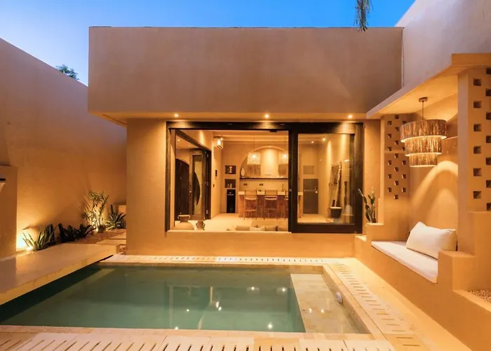 Mexican Design With Pool And Rooftop