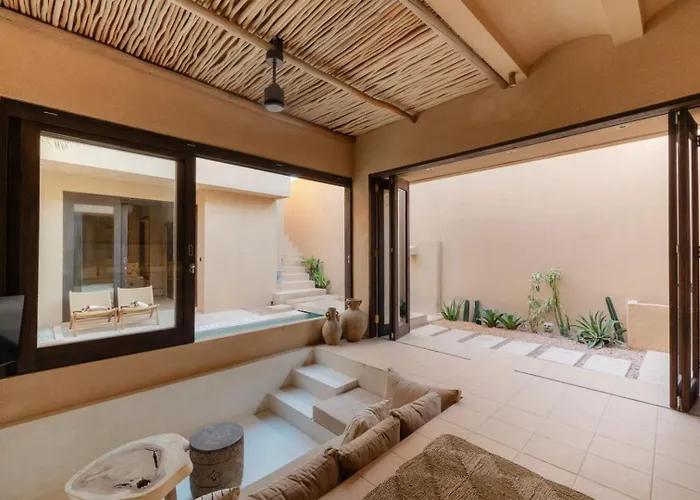 Mexican Design With Pool And Rooftop *